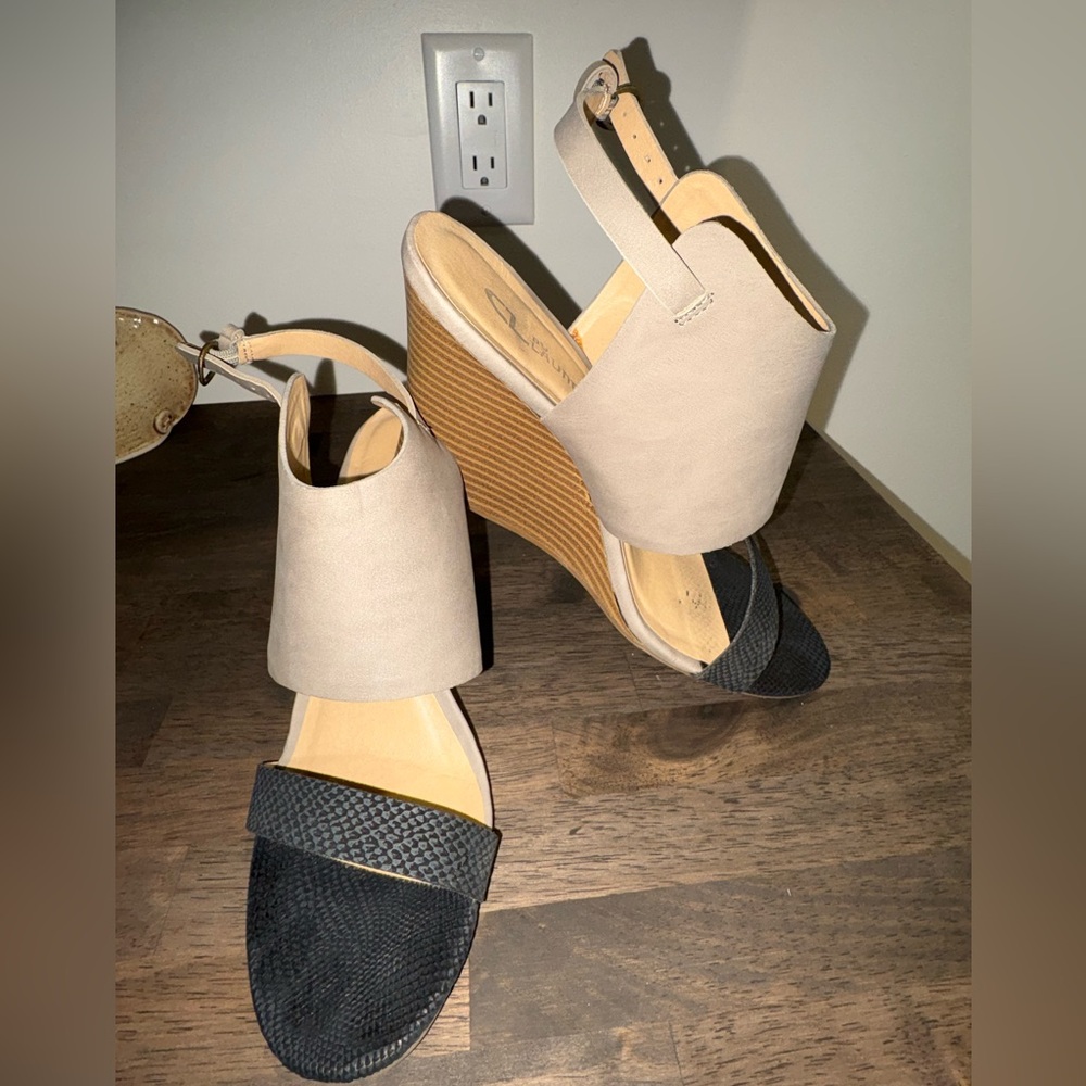CL by Chinese Laundry Tan and Black Wedges